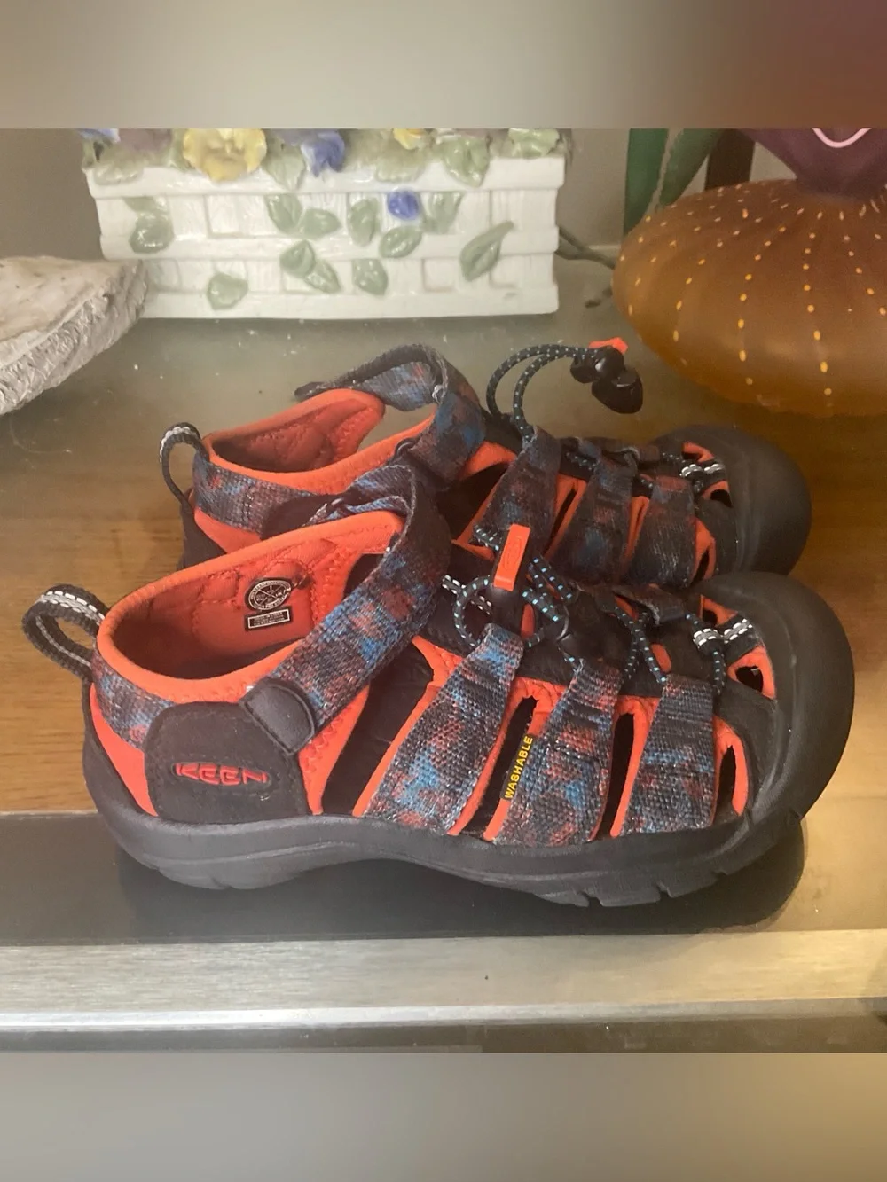 KEEN KIDS NEWPORT H2 WATER/HIKING SANDALS SZ 1
